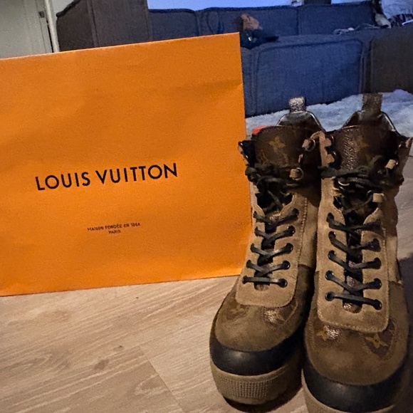 Louis Vuitton Desert Boot - Picture 3 of 4